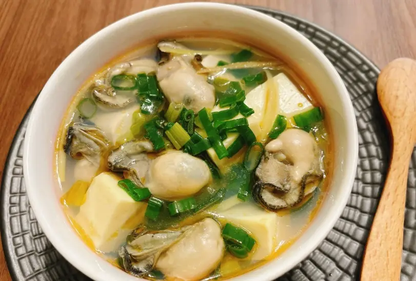 蚵仔湯熱量：一碗幾卡？減脂期能不能喝、怎麼點才不踩雷