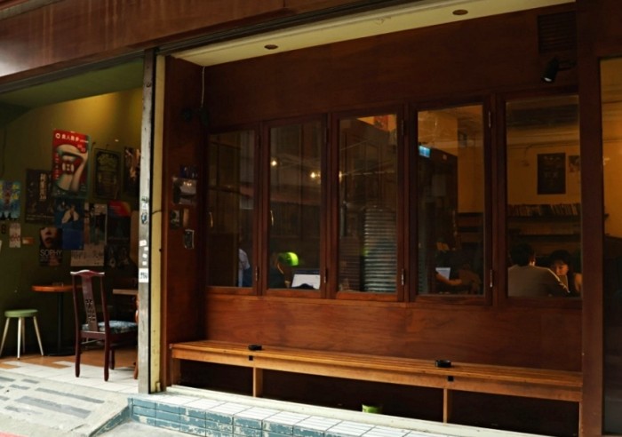 板橋深夜咖啡廳