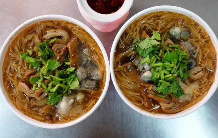 台北大腸蚵仔麵線