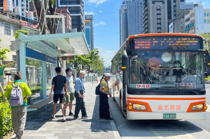 碳佐麻里美術館