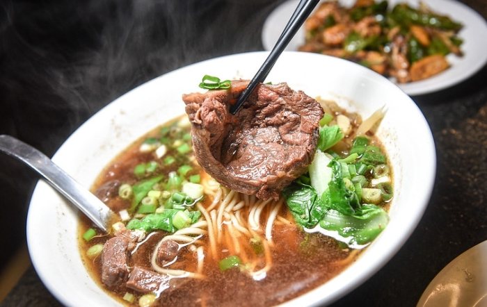 萬華牛肉麵