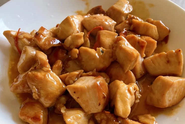 麻油炒雞丁食譜