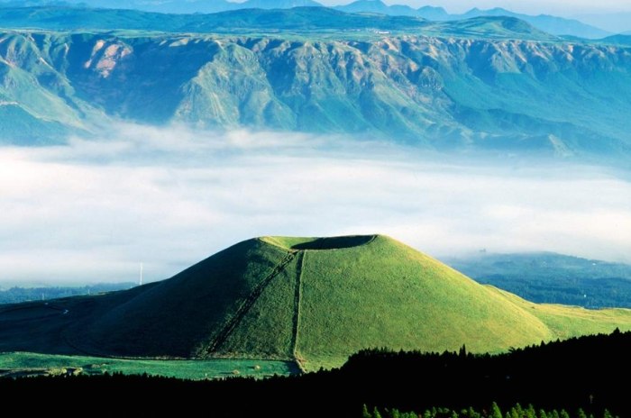阿蘇火山旅遊包車推薦